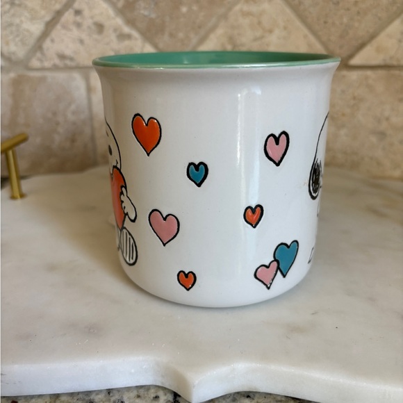 Peanuts Snoopy Mothers Love Camper
Stoneware 16oz Gift Mom Christmas Holiday - Picture 6 of 10